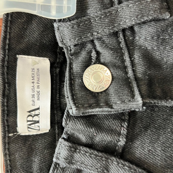 Zara jeans - Picture 2 of 8